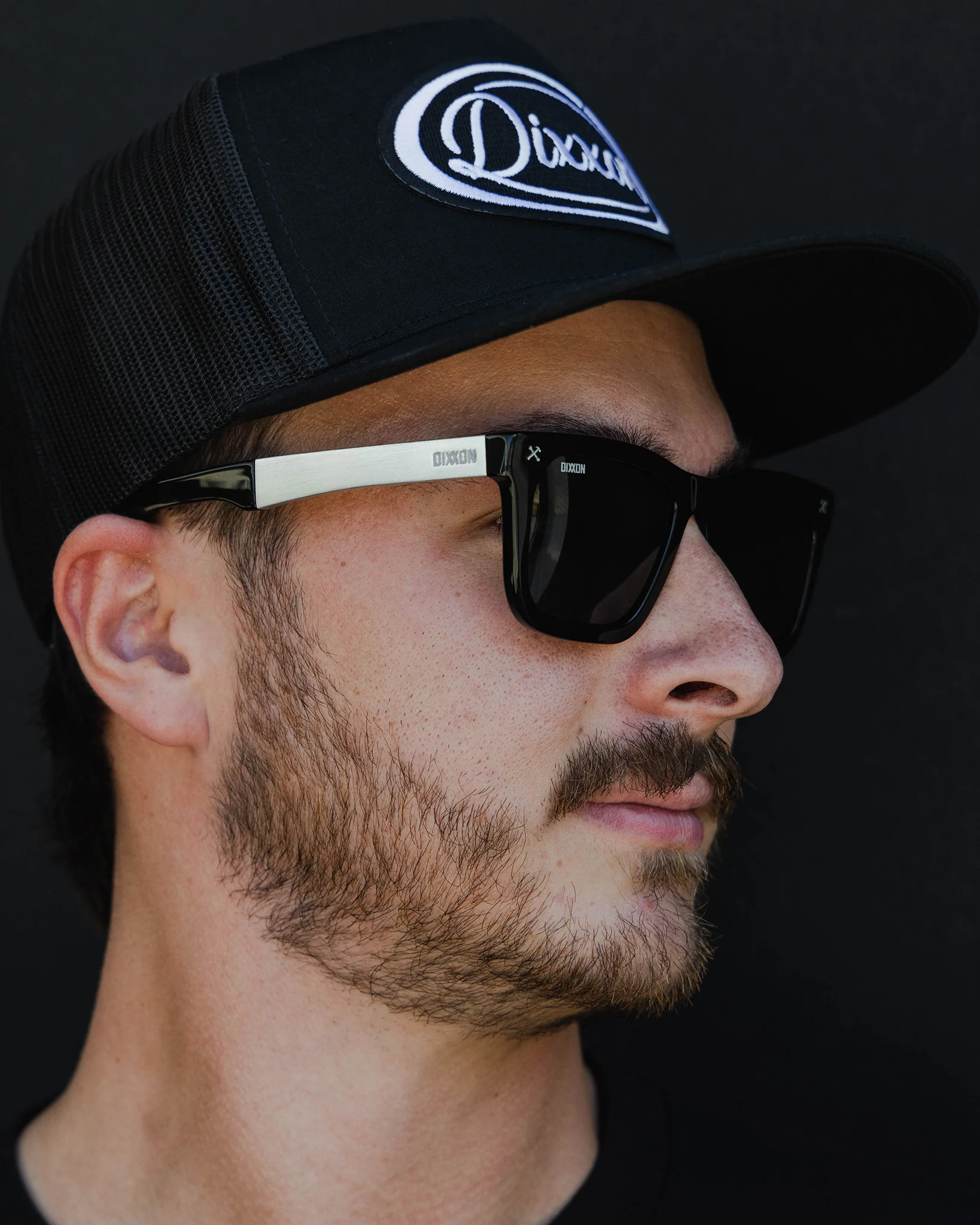Anvil Metal Sunglasses - Black & Gray - Image 3