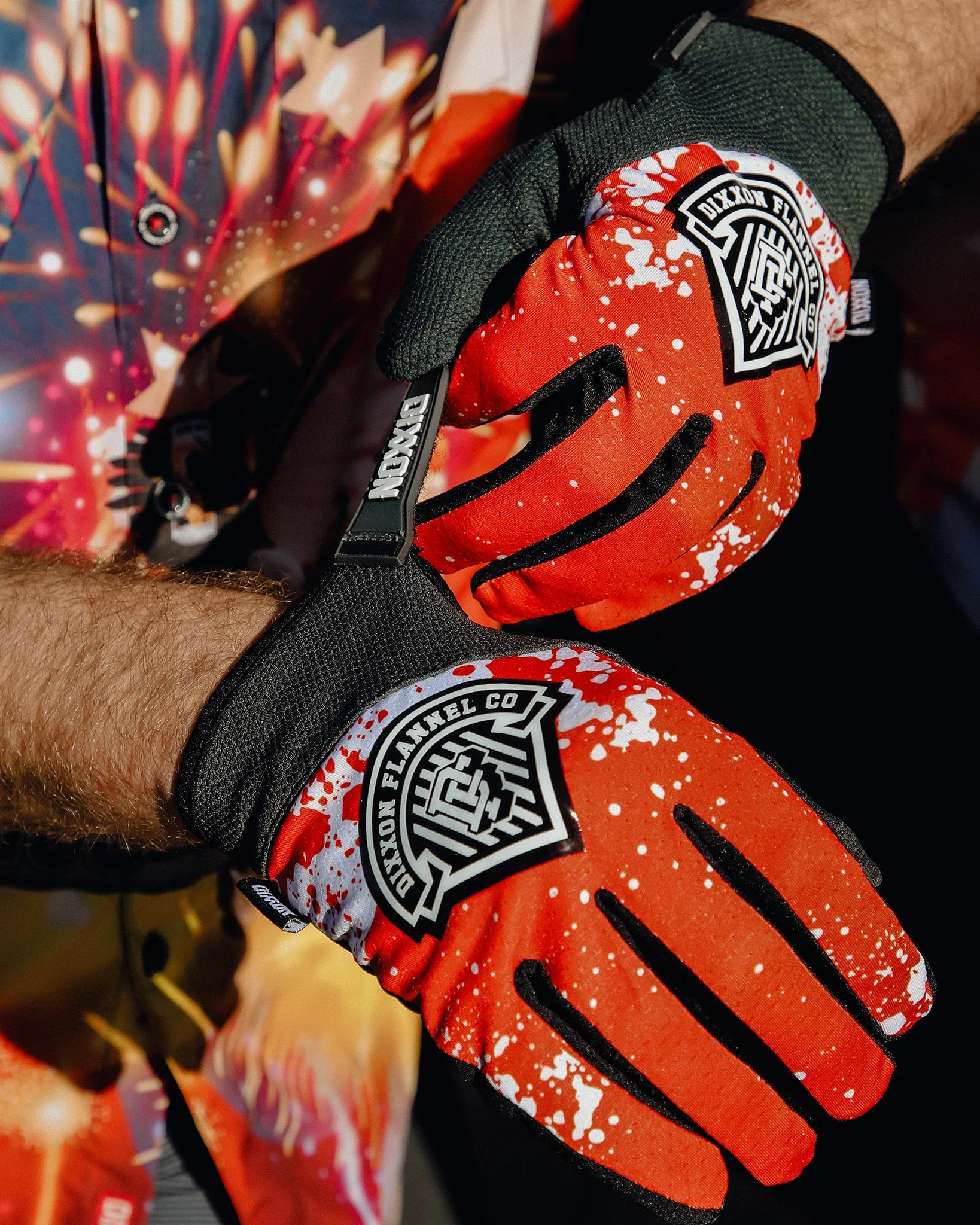Banner Moto Gloves - Red - Image 2