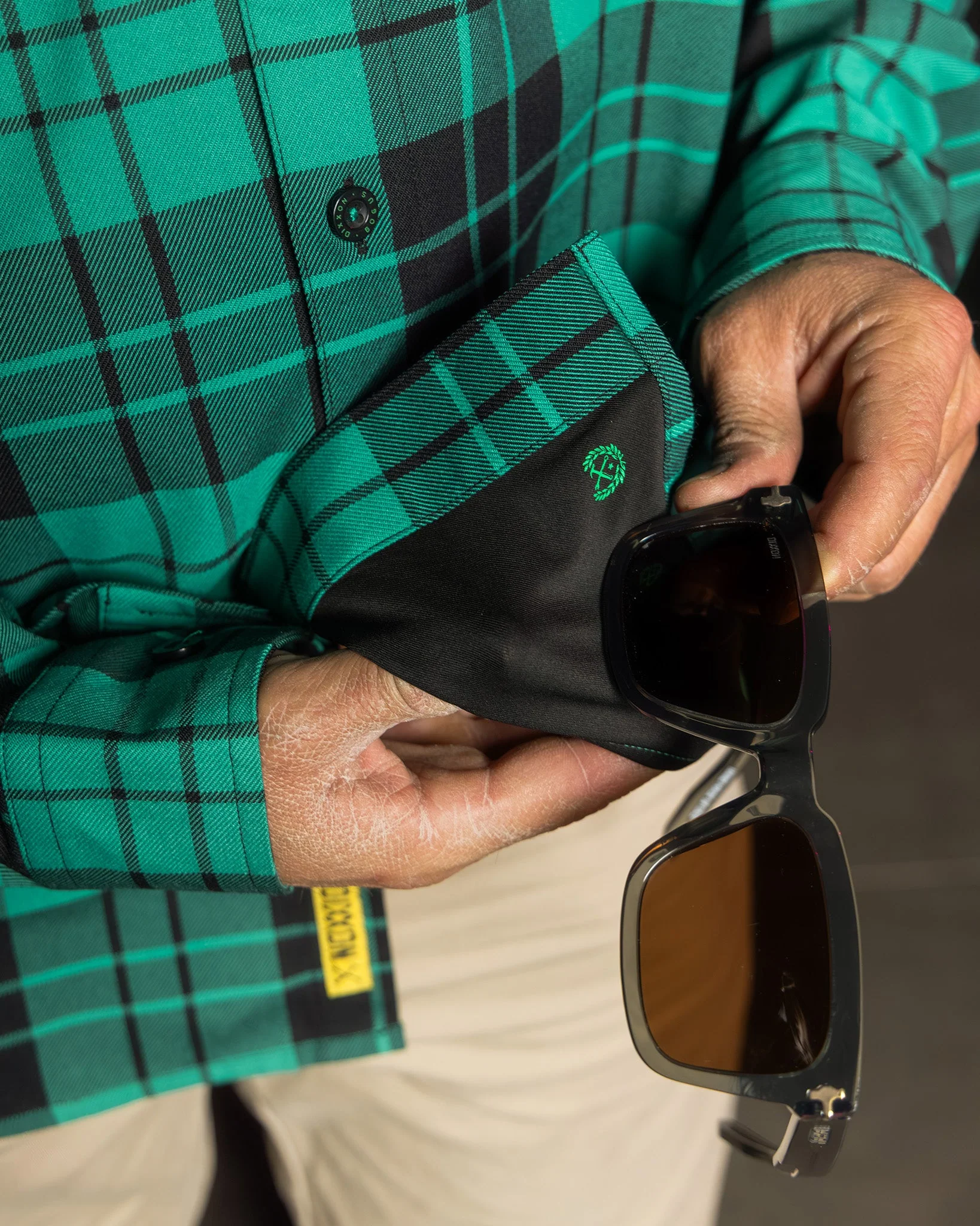 The Bogus Flannel - Image 6
