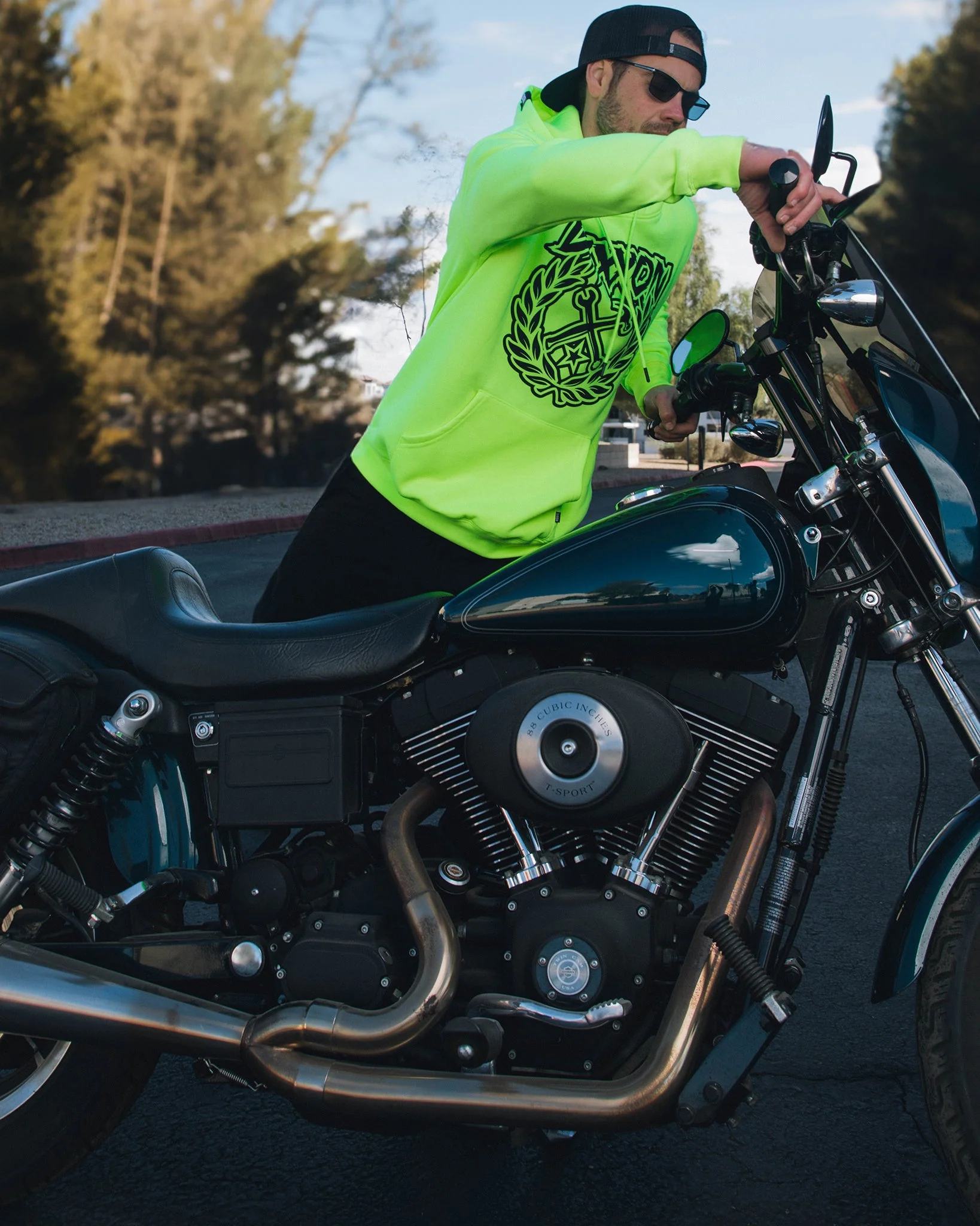 Black Party Crest Hi-Vis Pullover Hoodie - Yellow - Image 3