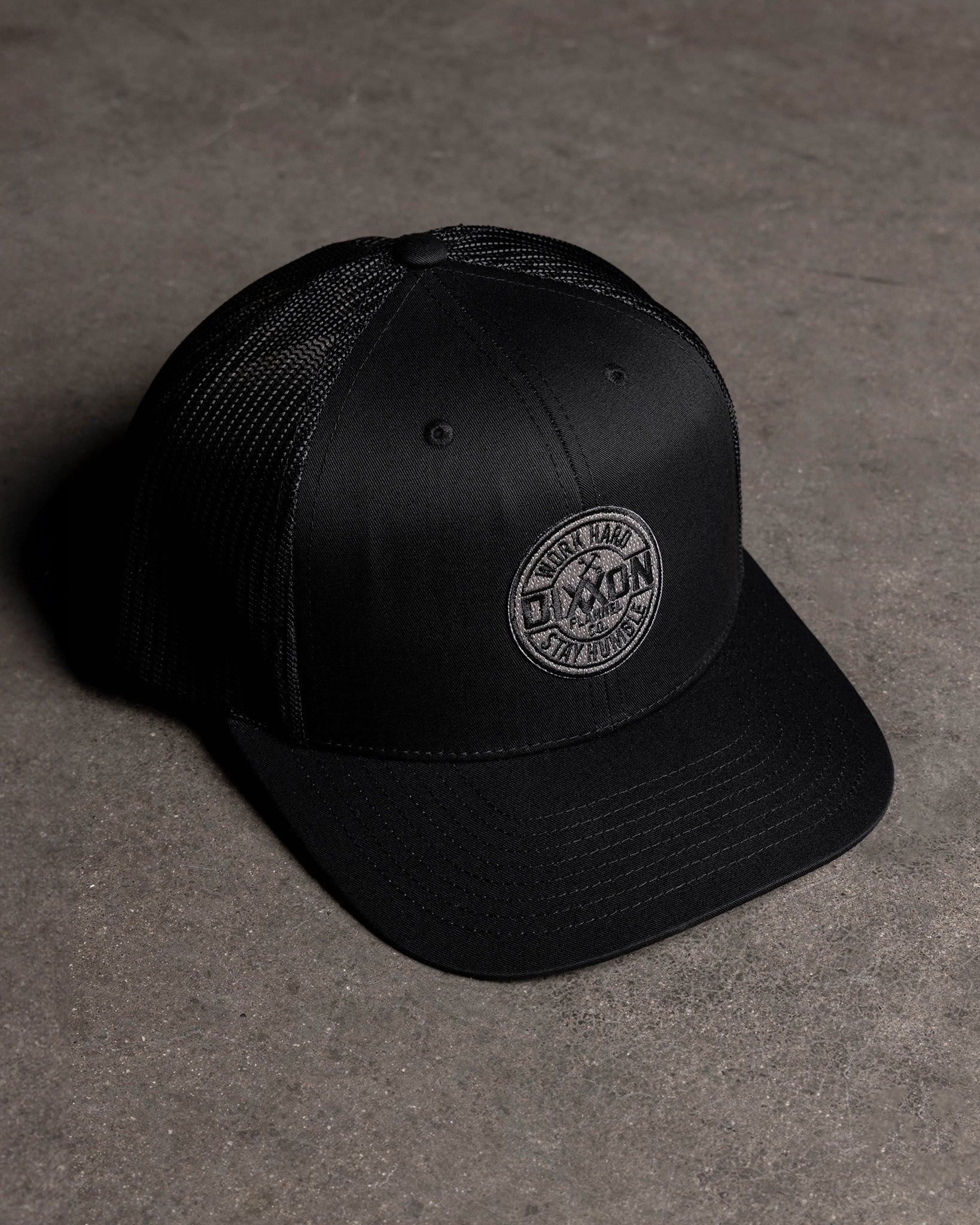 Corpo Curved Bill Trucker Snapback - Black & Gray - Image 2