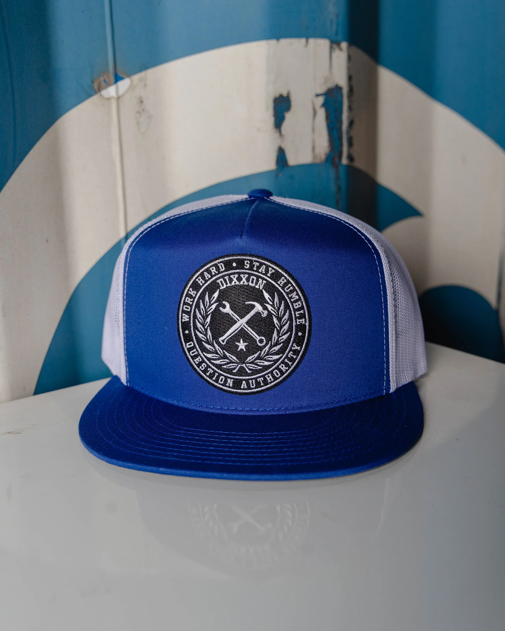 Crested Flat Bill Trucker Snapback - Black & White - Image 2