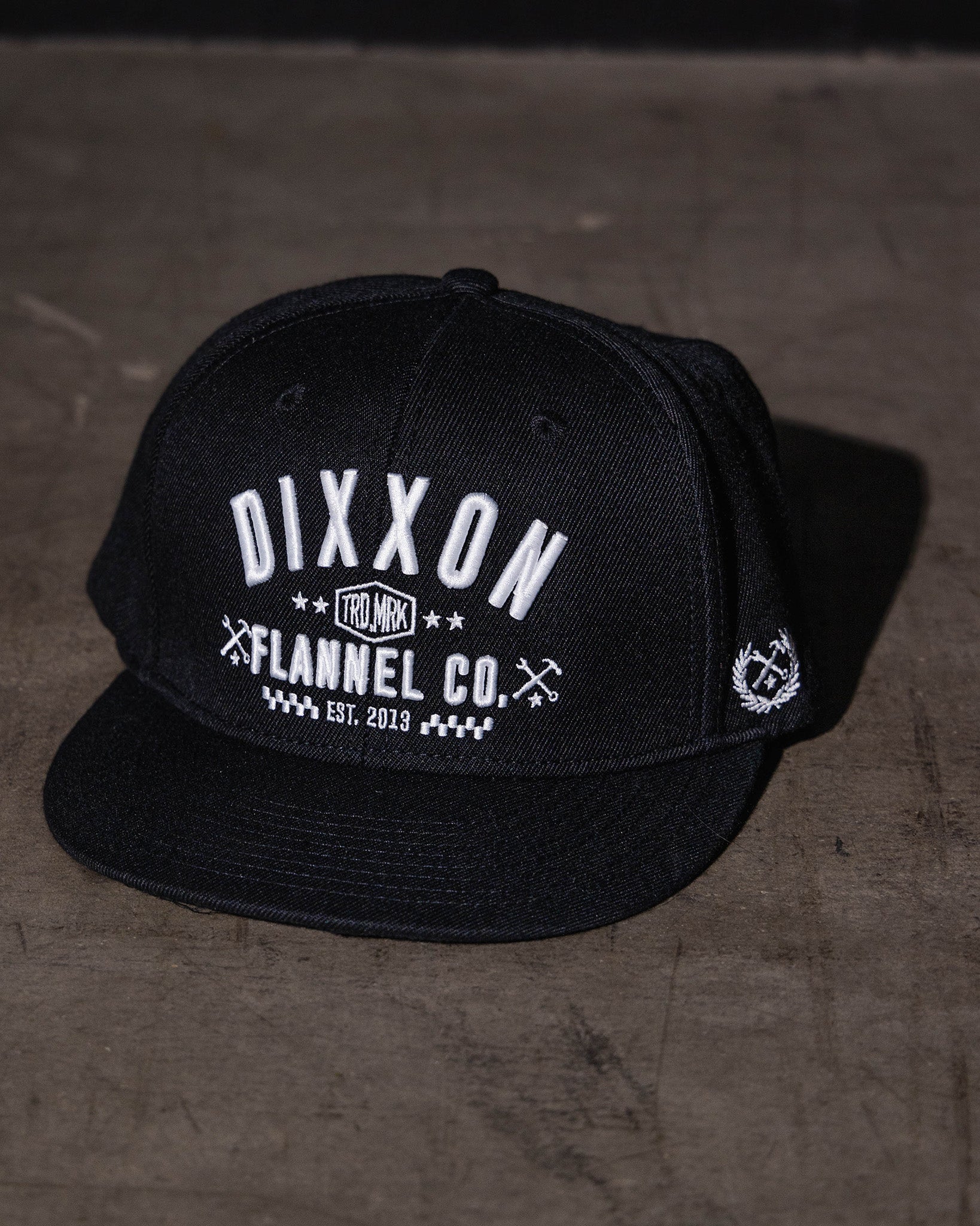 Cruz Flat Bill Snapback - Image 9