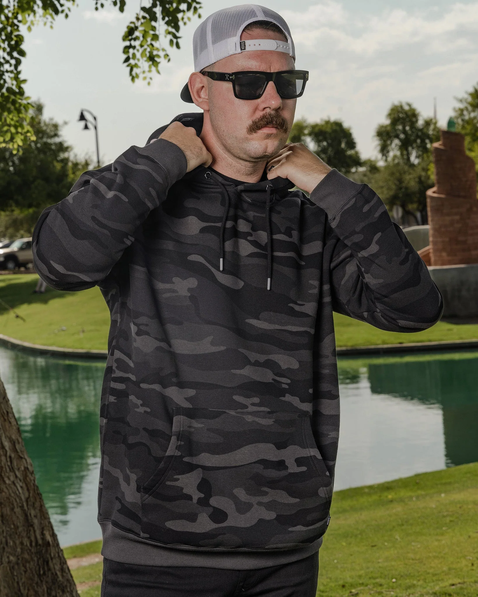 Perfect Dixxon Pullover Hoodie - Image 25
