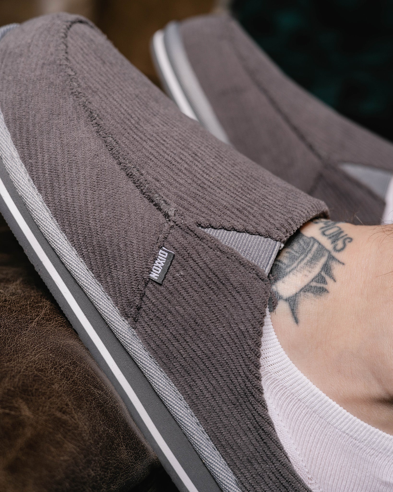 Gray Pinnacle Drip Slips - Image 3