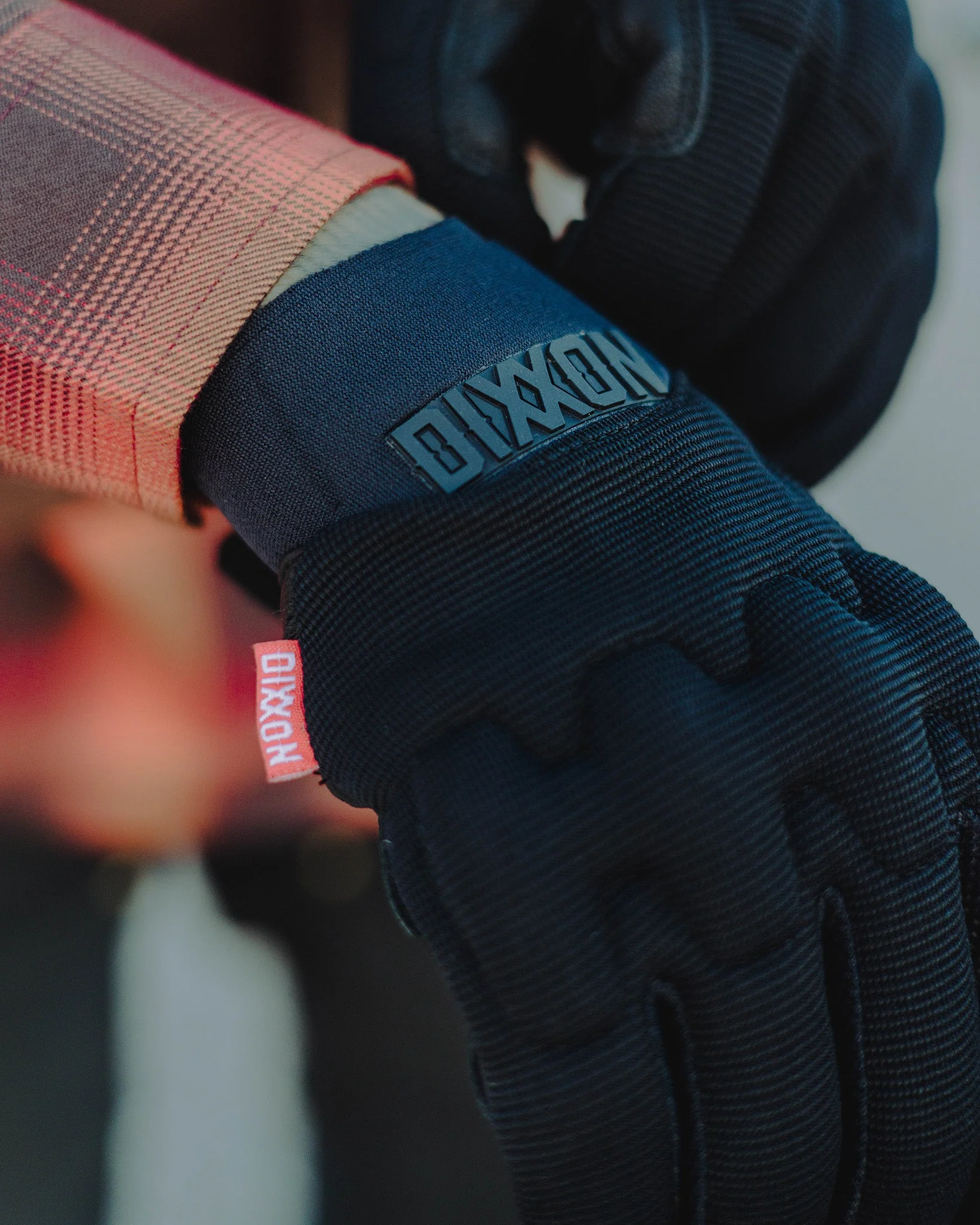 Holeshot Moto Gloves - Outlaw - Image 3