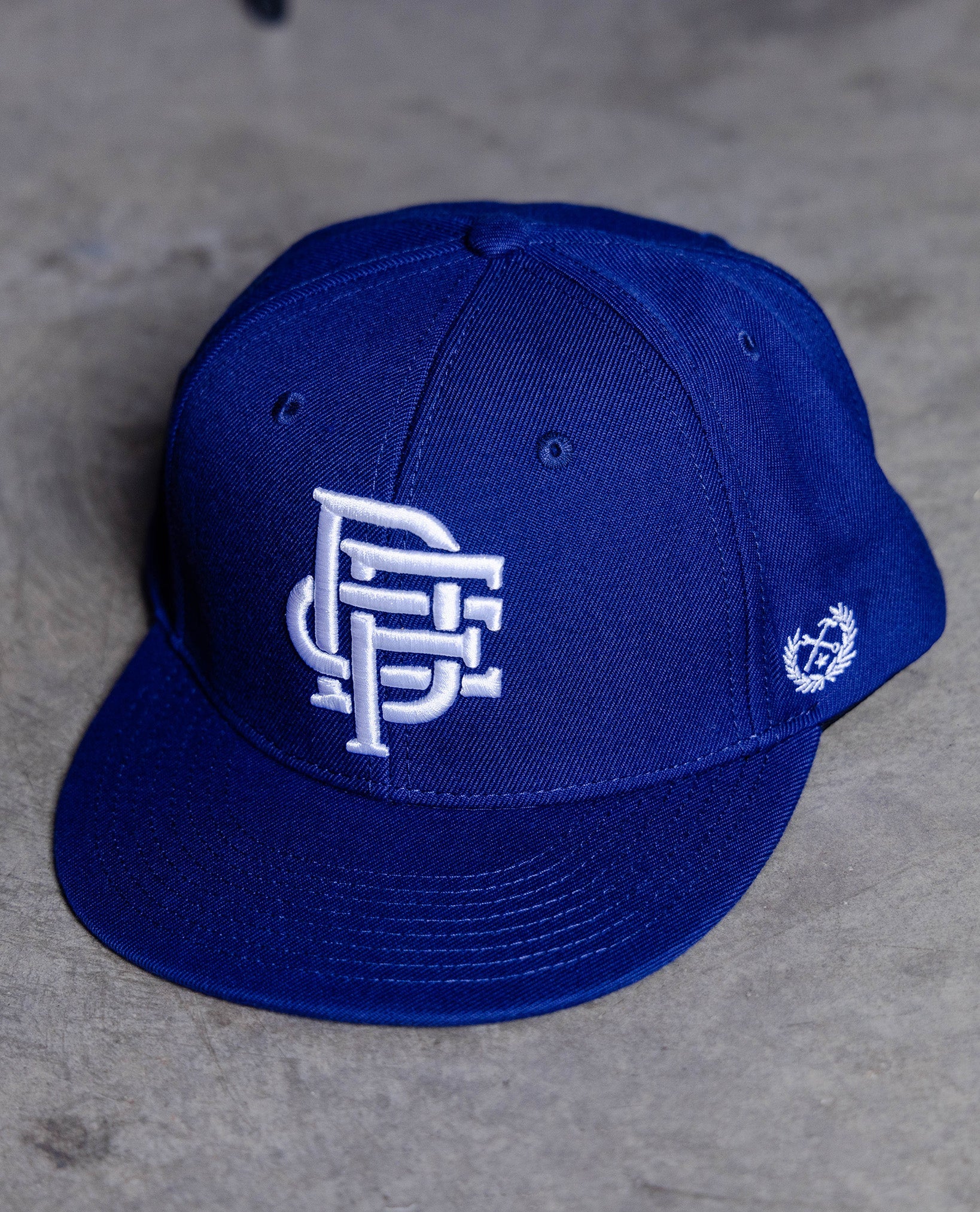 Icon Flat Bill Snapback - Image 5