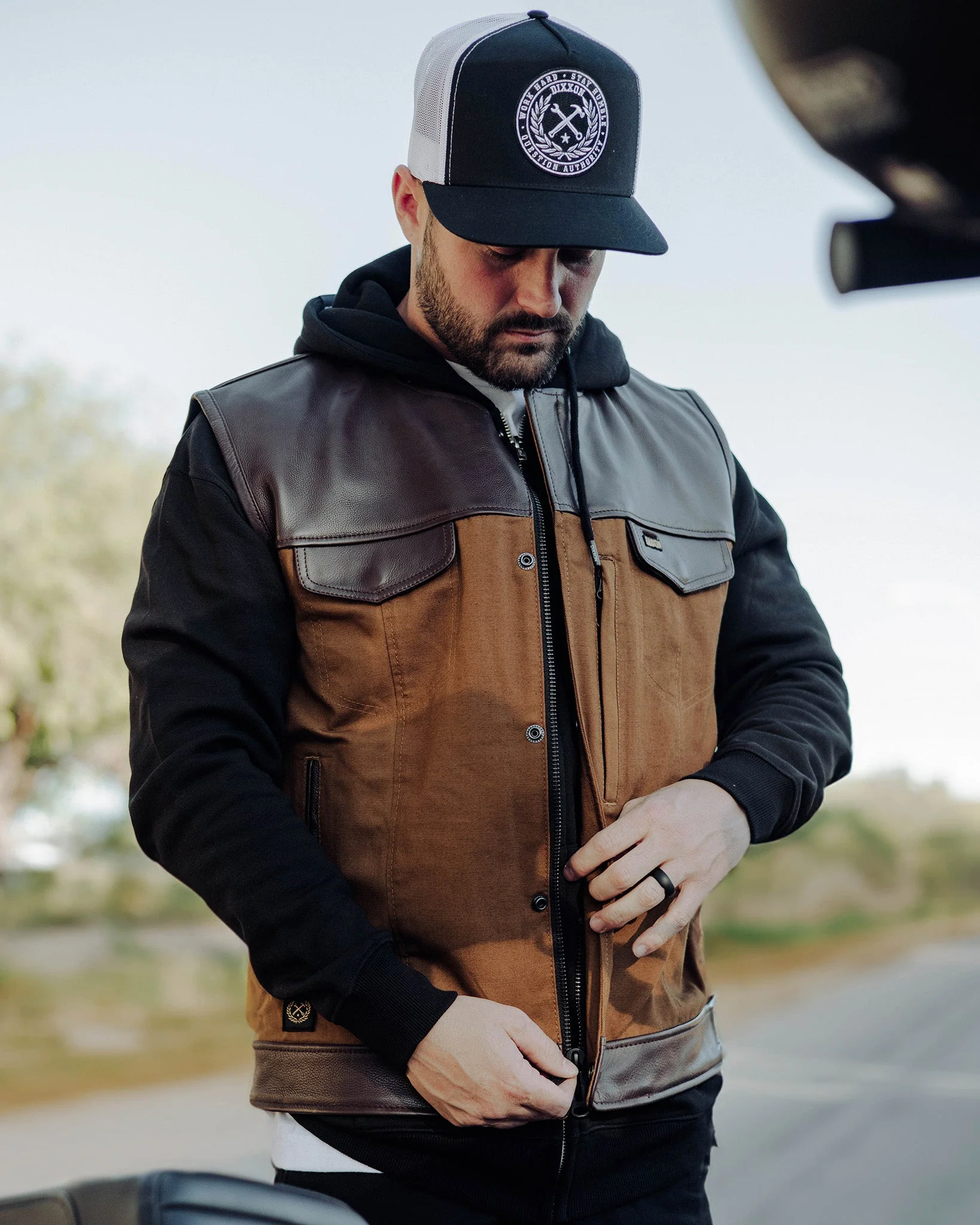 Jackson Leather & Canvas Vest - Brown - Image 5