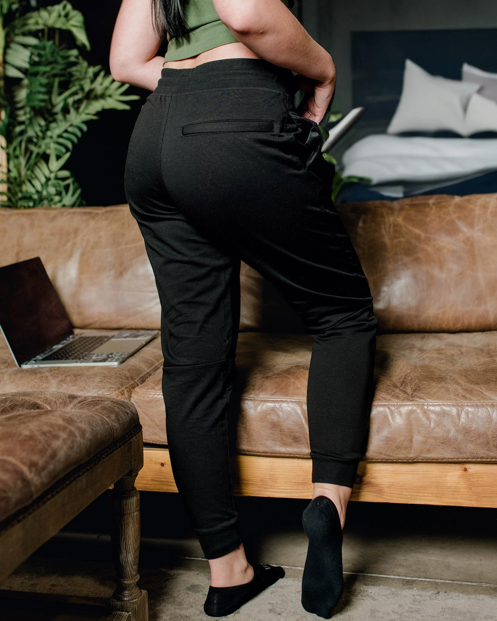 Joggers - Black - Image 5