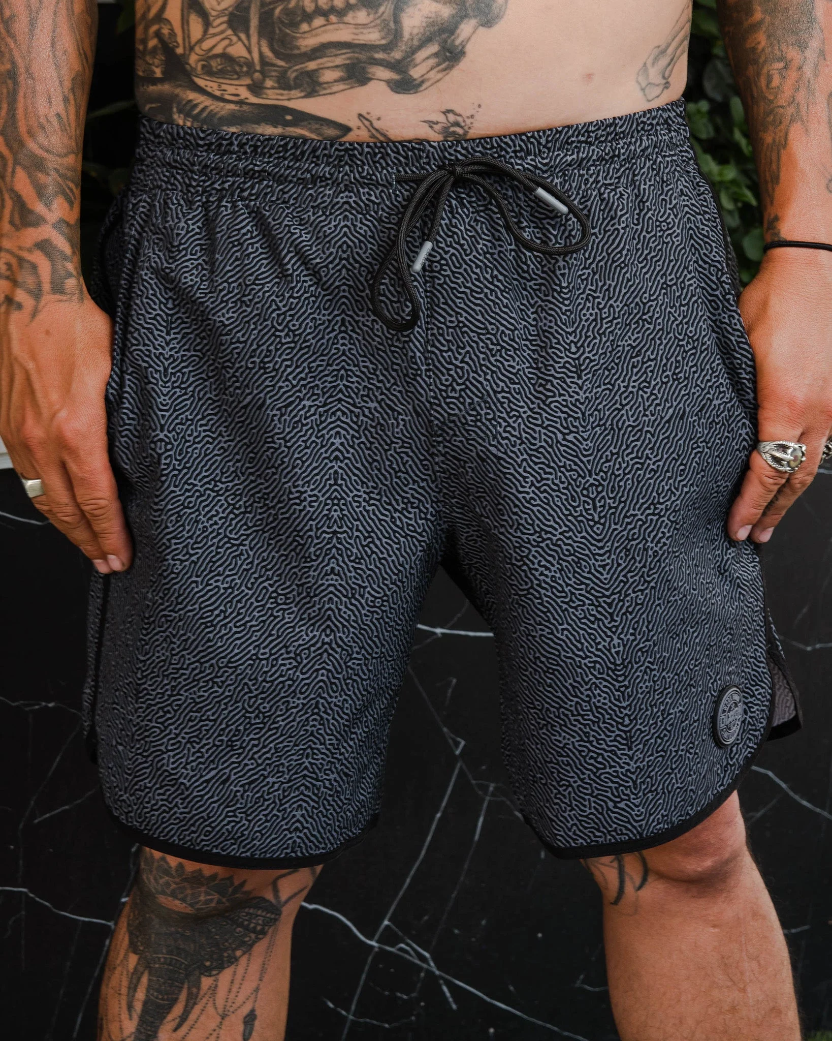 Labyrinth 7" Boardshorts - Image 3