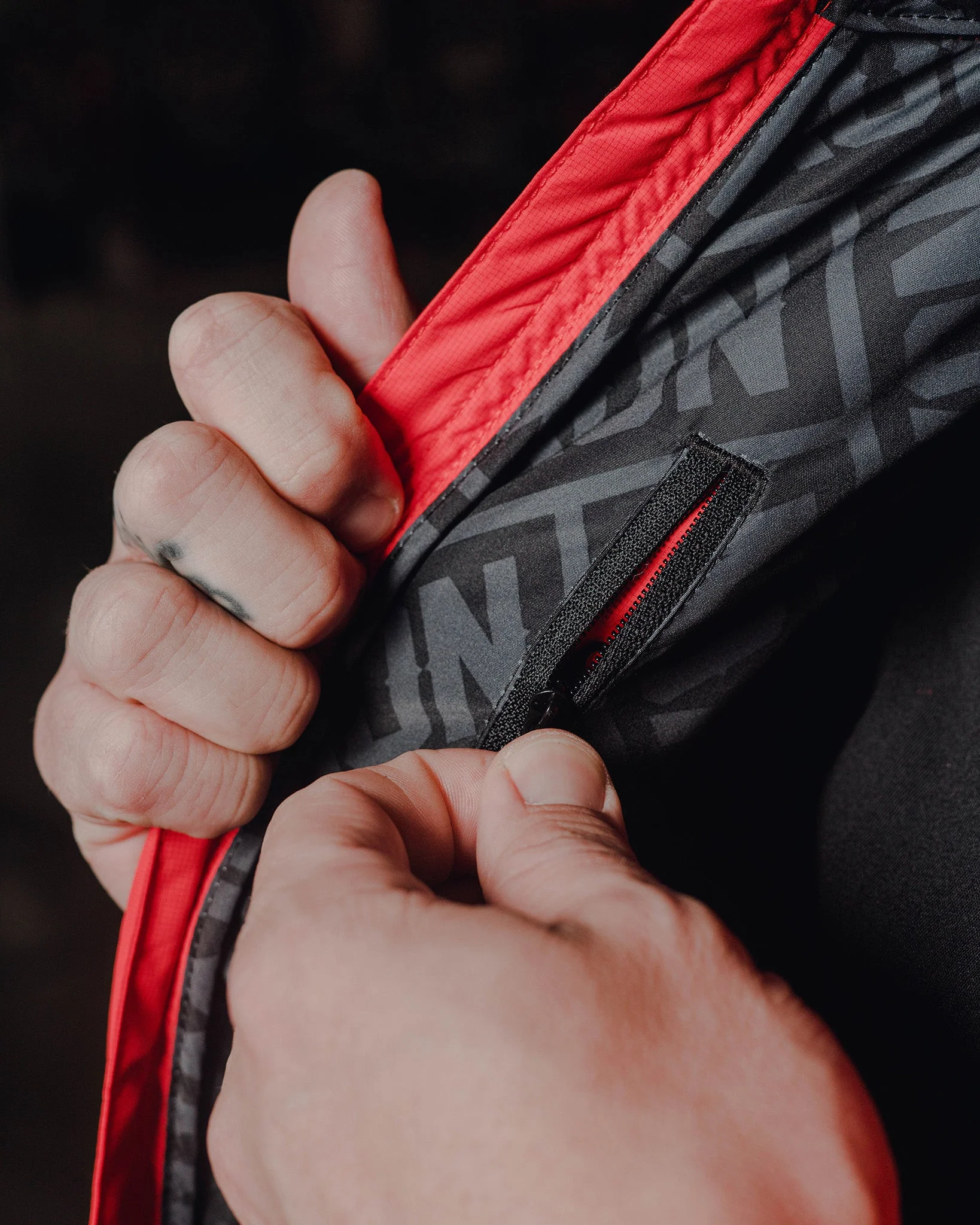 Nomad Puffer Jacket - Red - Image 5