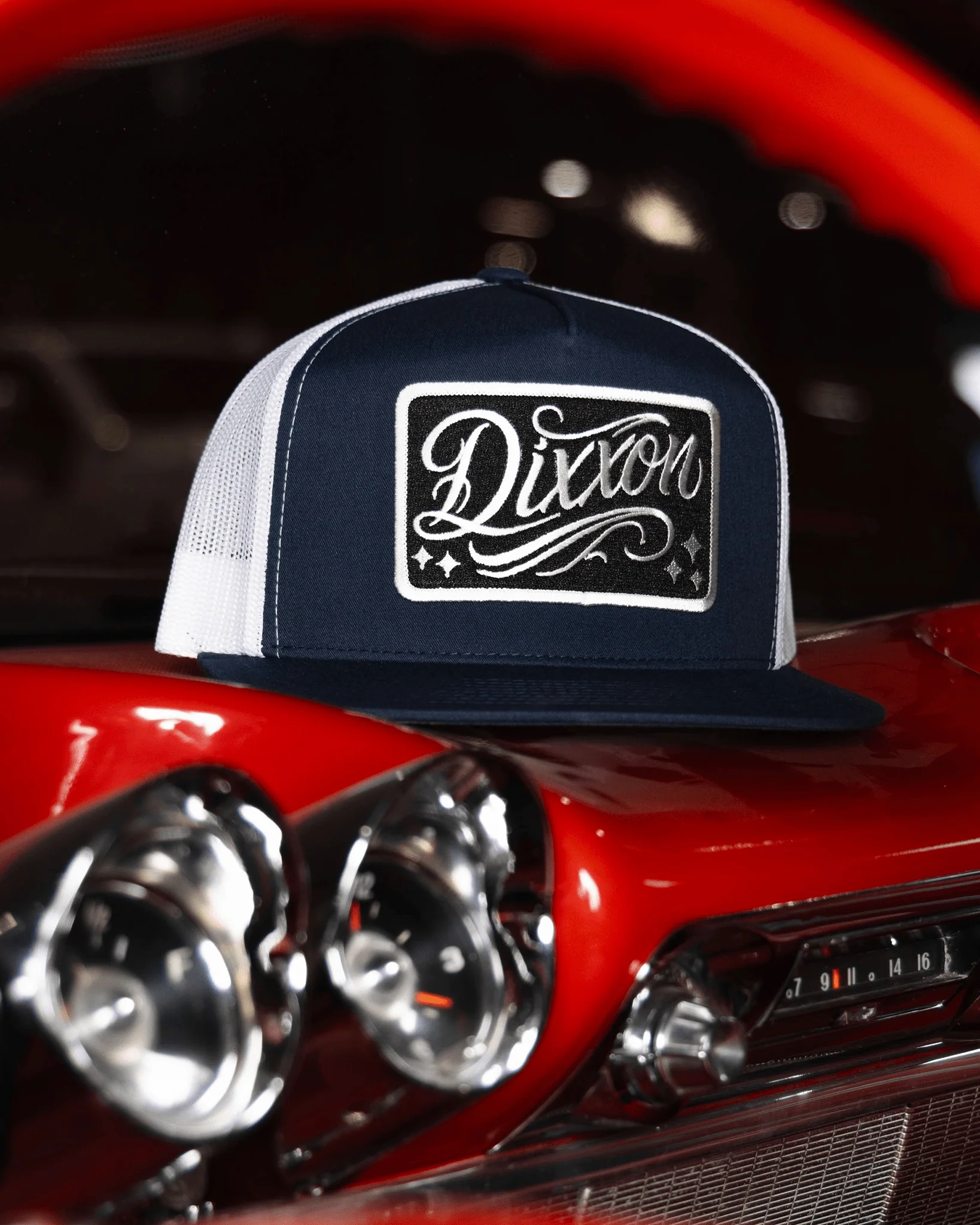 Slammed Flat Bill Trucker Snapback - White & Black - Image 3