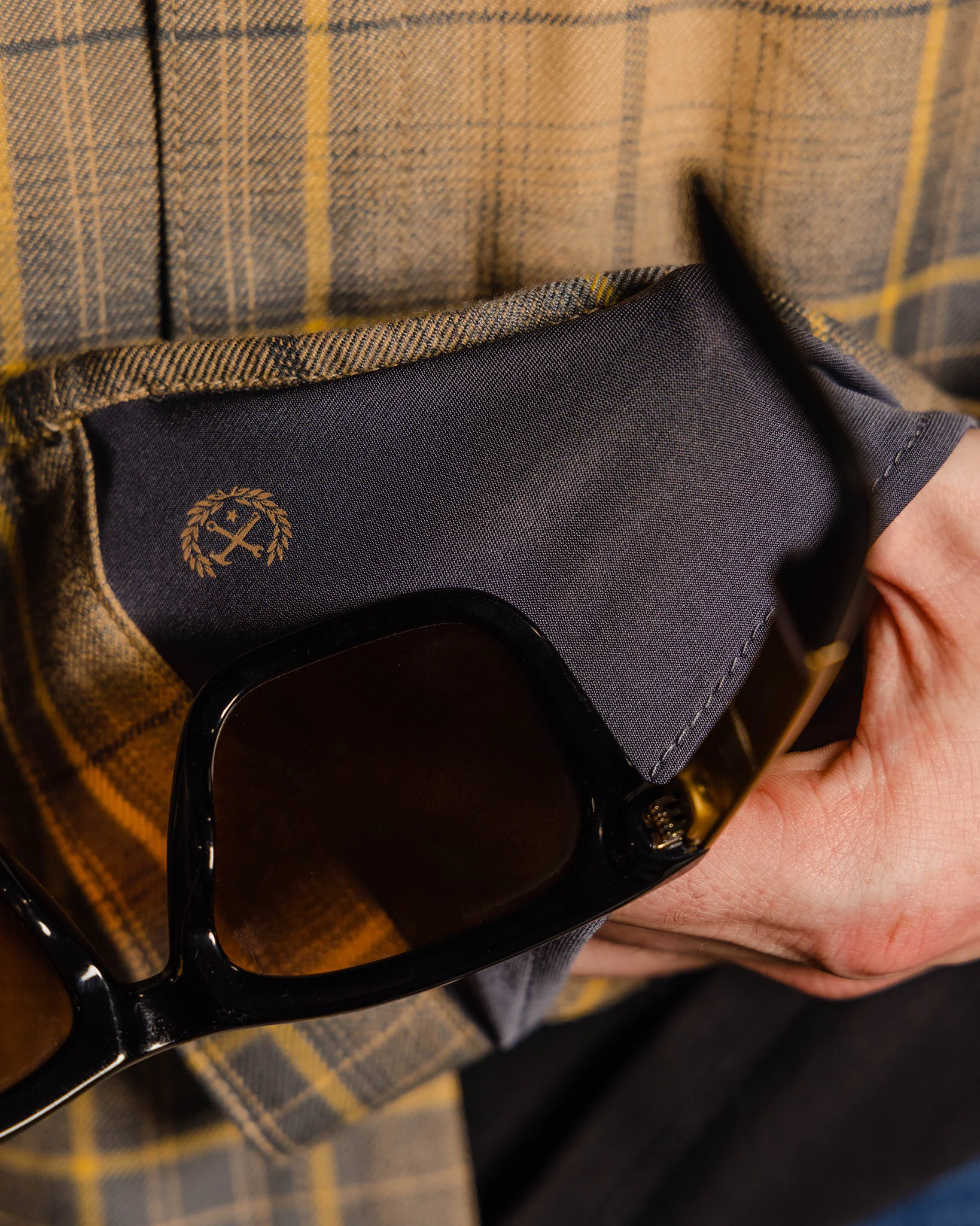 The Distillery Flannel - Image 6