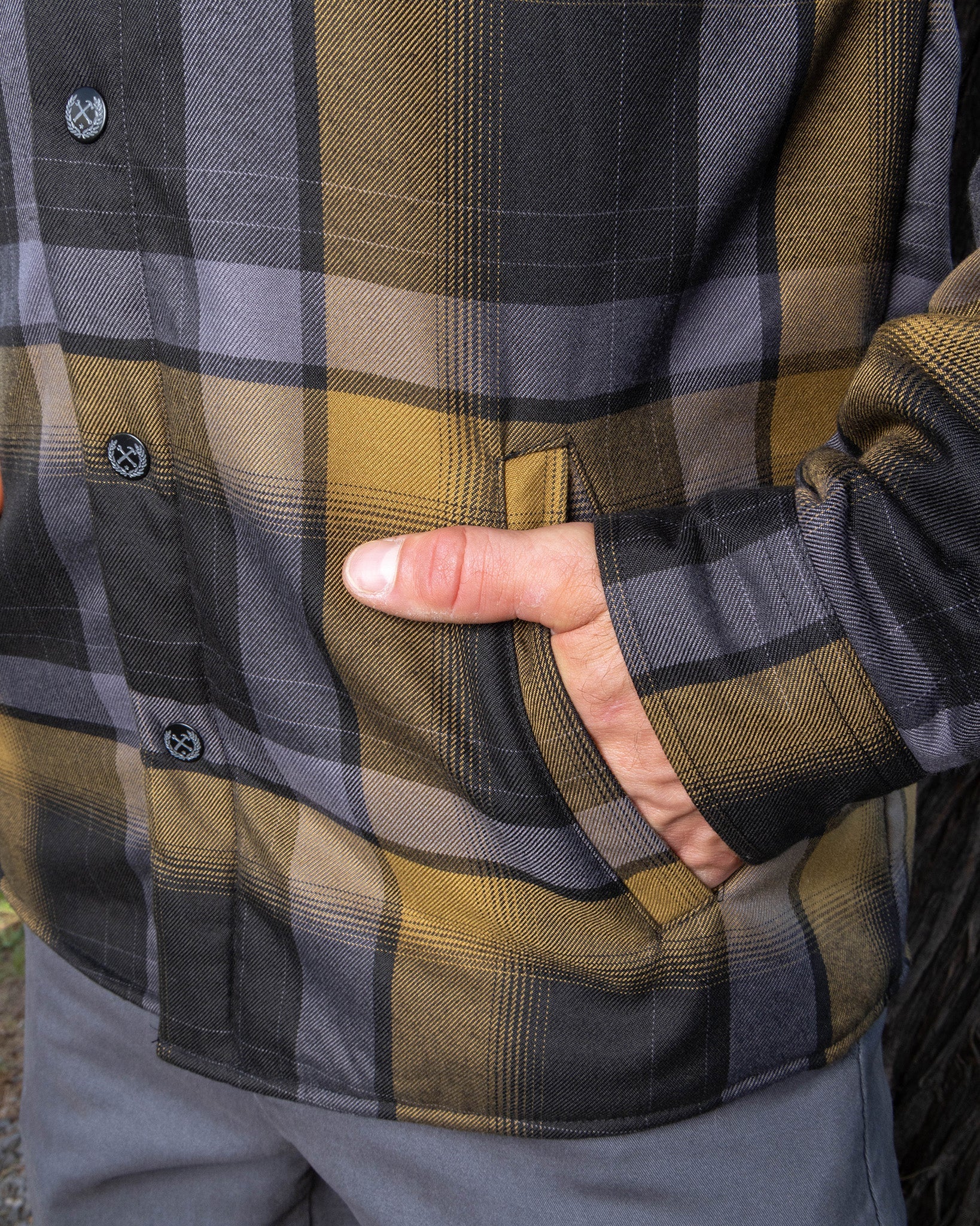 The Knox Sherpa Lined Flannel Jacket - Image 6