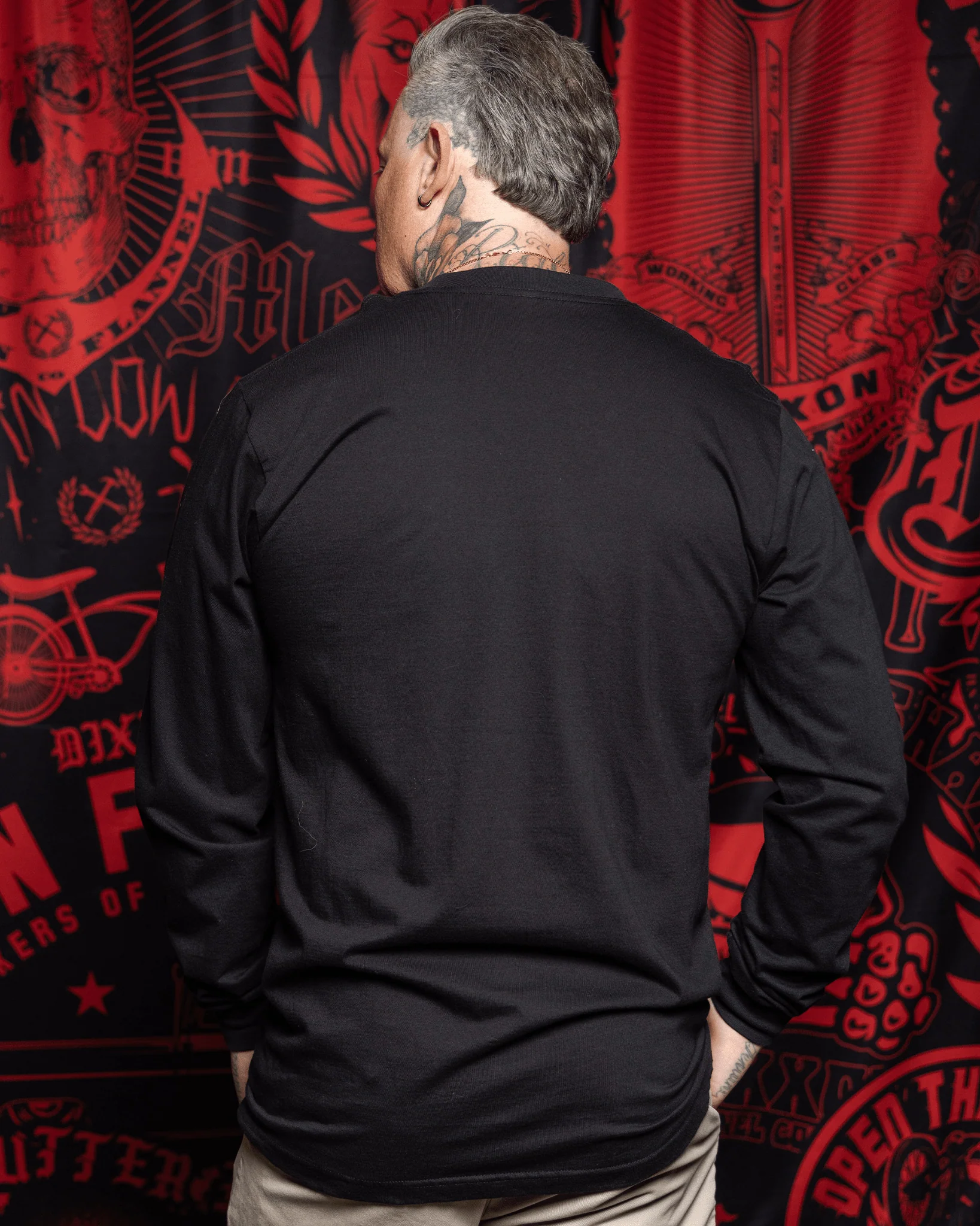 The Perfect Long Sleeve Tee - Black - Image 4