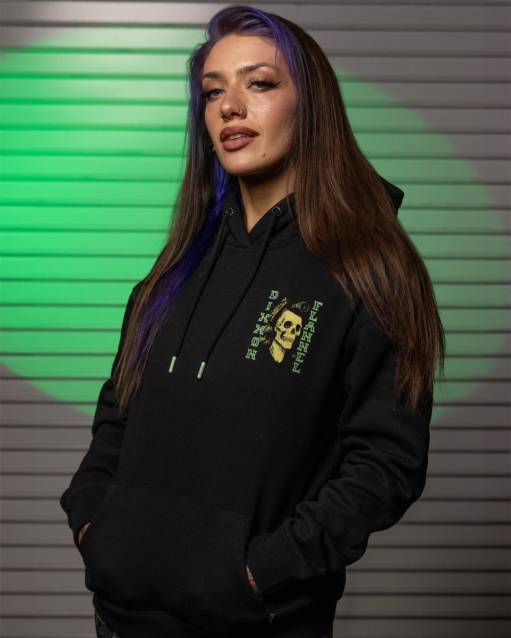 Women's The Queen Pullover Hoodie - Black - Image 6