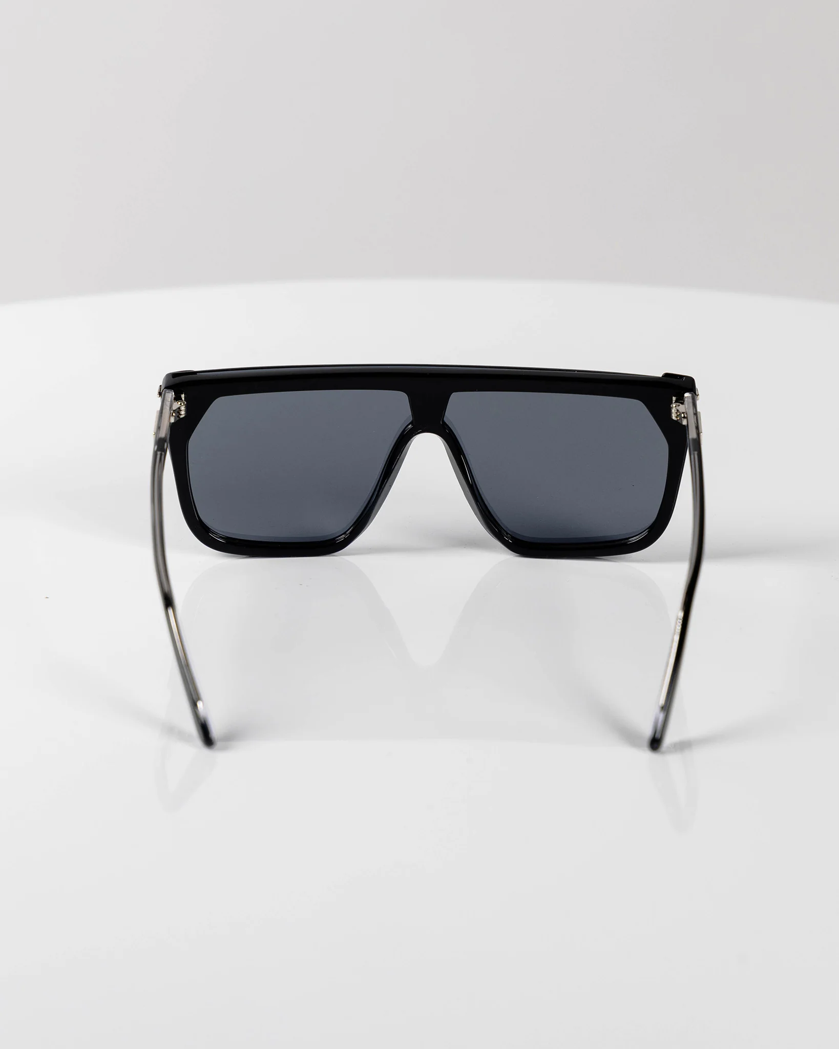 Vega Sunglasses - Black & Gray - Image 4