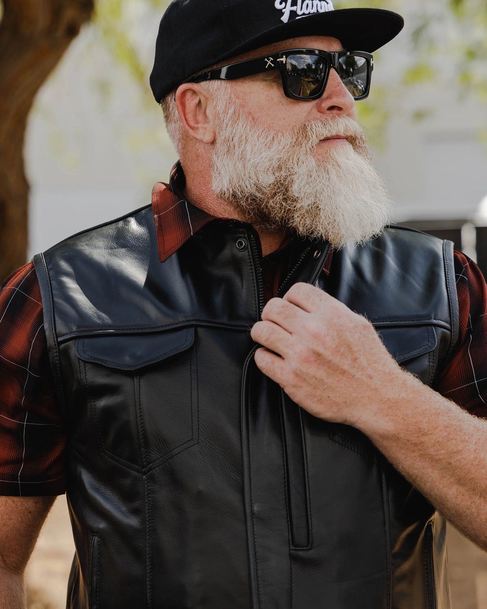 Walker Leather Vest - Black - Image 4