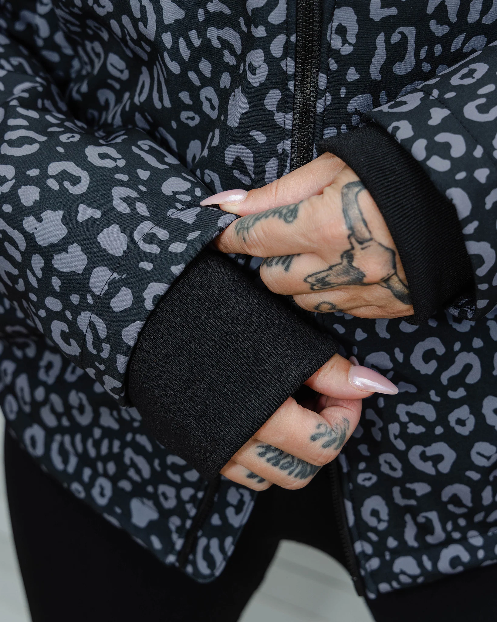 Women’s Anchor Jacket 2.0 - Black Leopard - Image 7