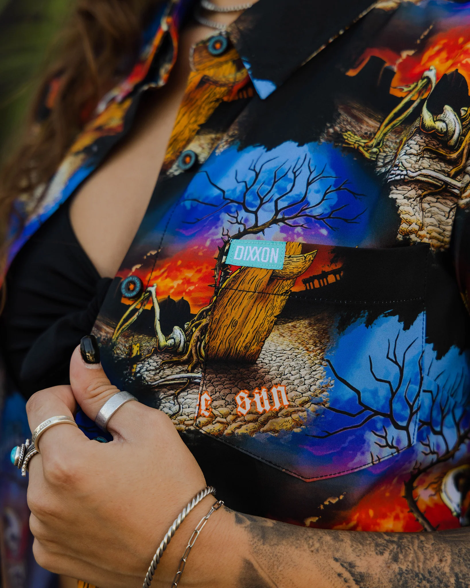 Women's Closer To The Sun 2025 Party Shirt - Image 4