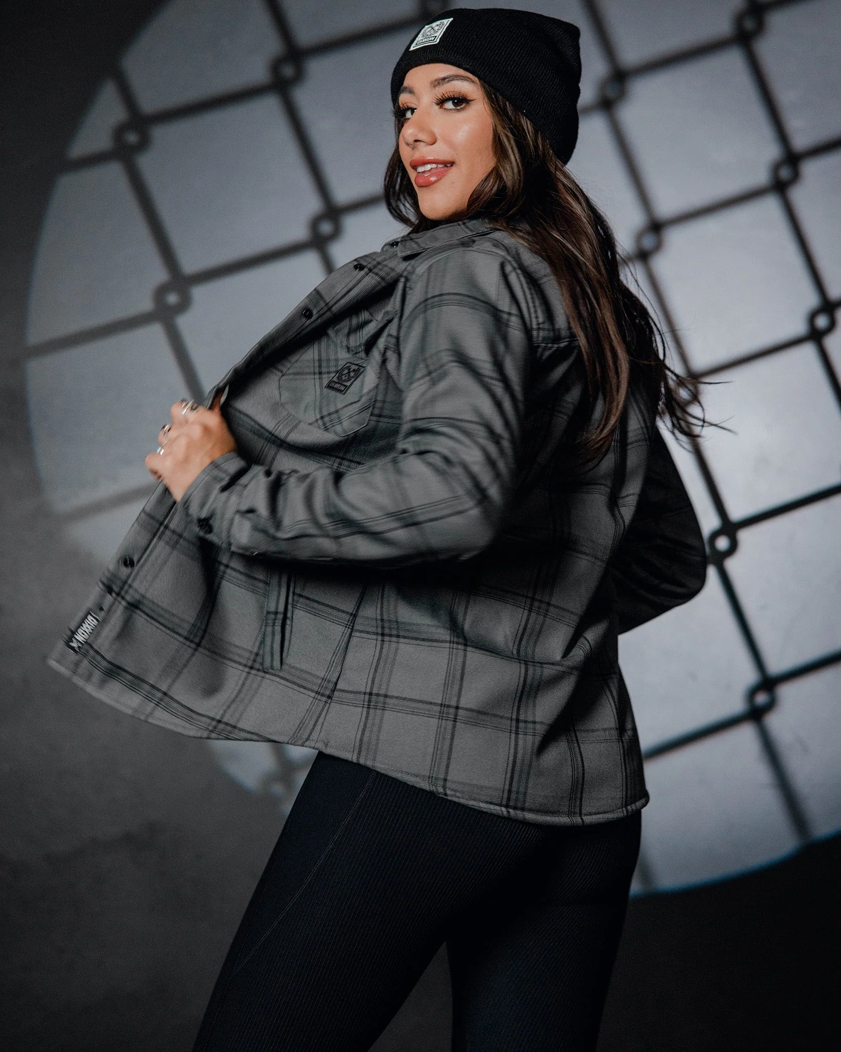 Women's Dakota Sherpa Lined Flannel Jacket - Image 4