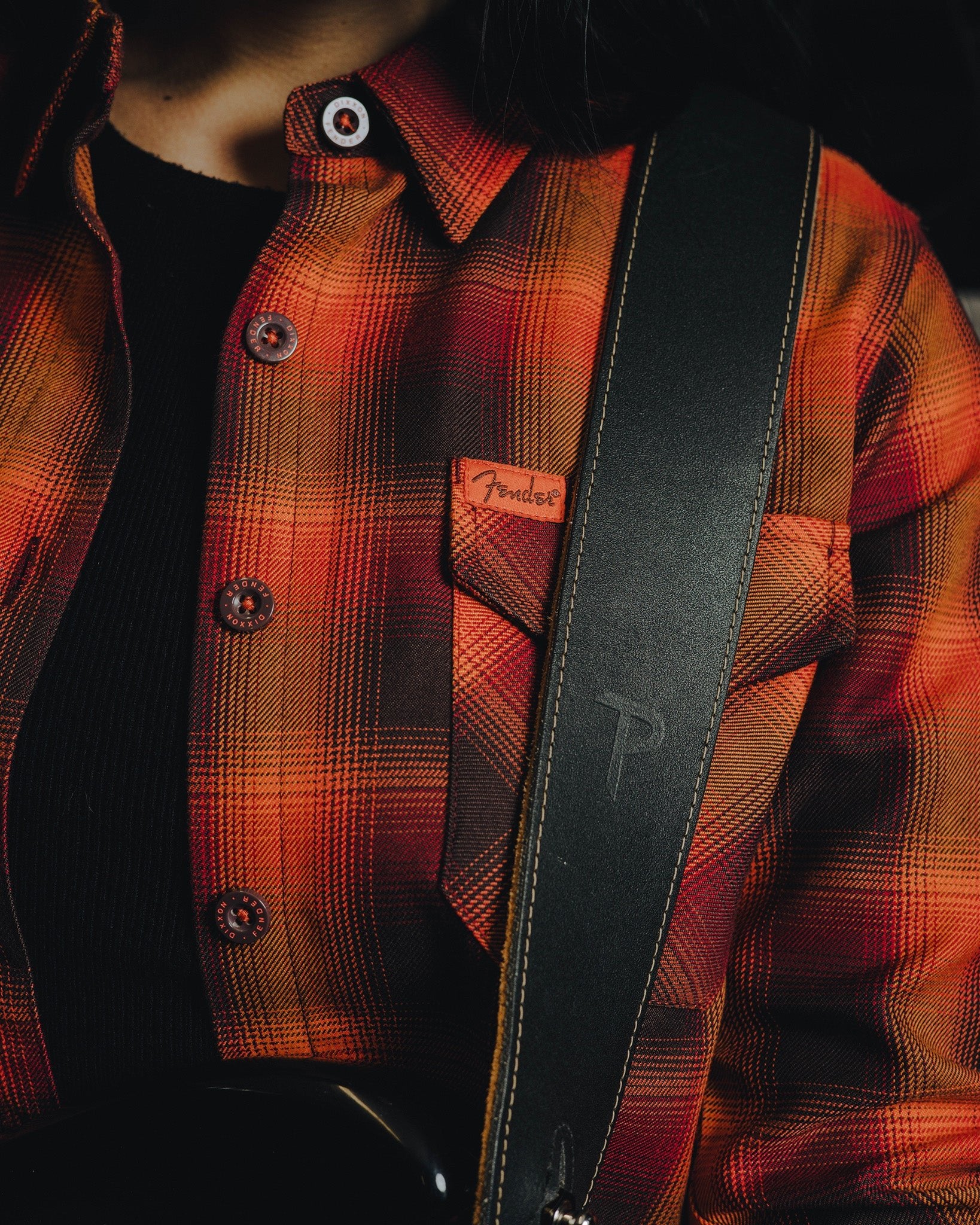 Women's Fender "Stratocaster" Flannel - Image 4