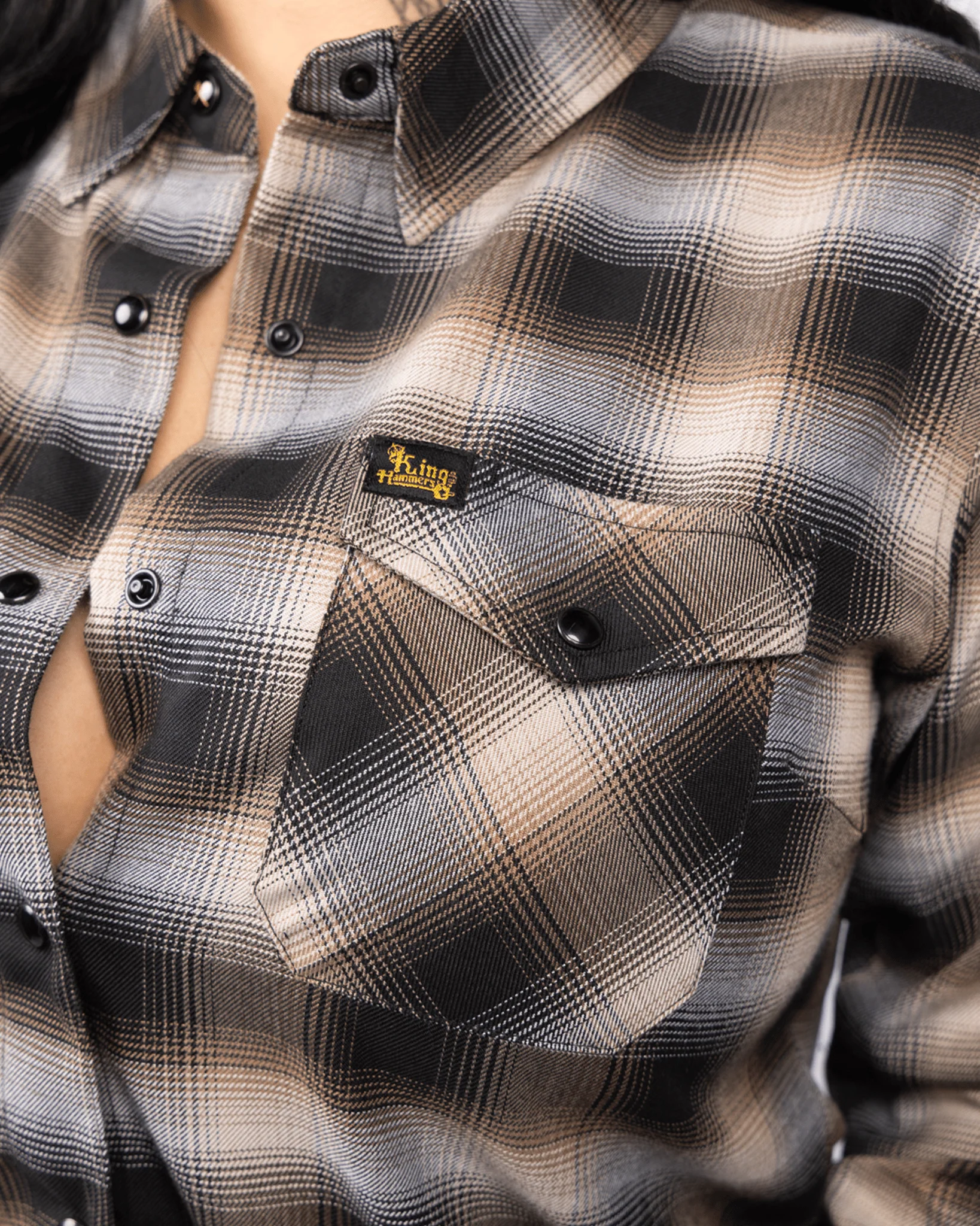 Women's King of the Hammers Flannel - Image 5