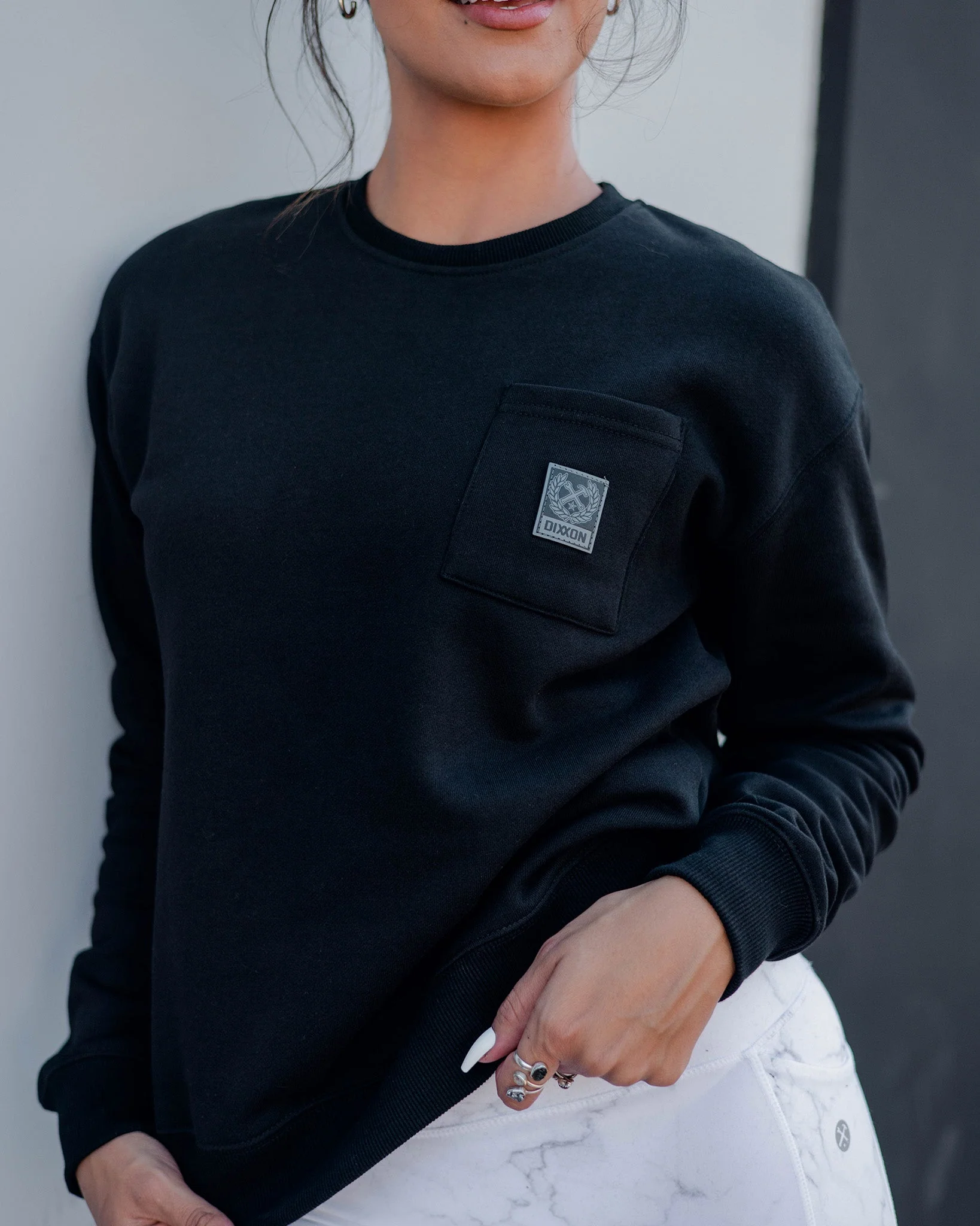 Women's Pocket Crewneck Sweatshirt - Black - Image 2