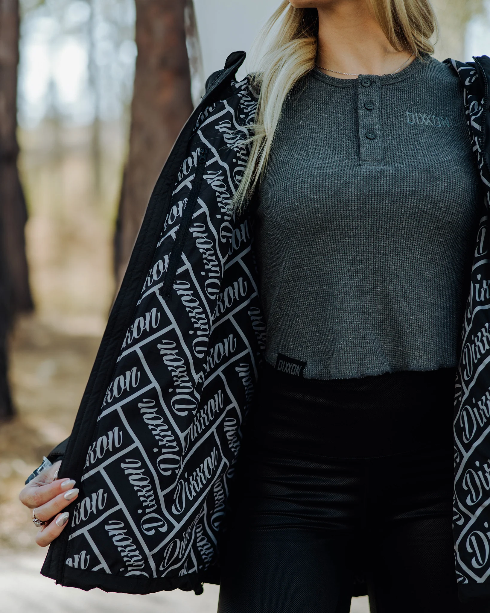 Women's Ridge Down Jacket - Black - Image 9