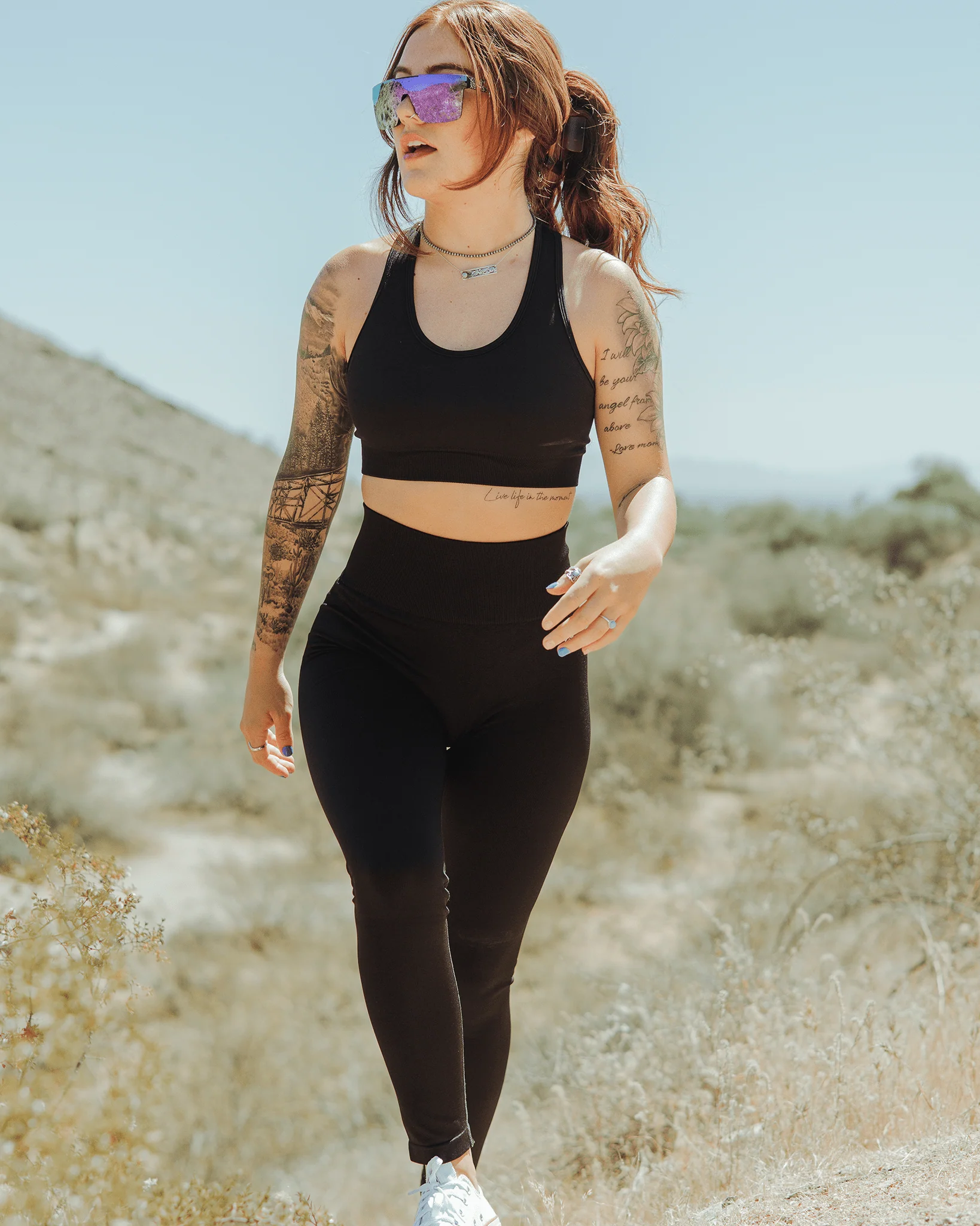 Women's Seamless Sports Bra - Black - Image 4