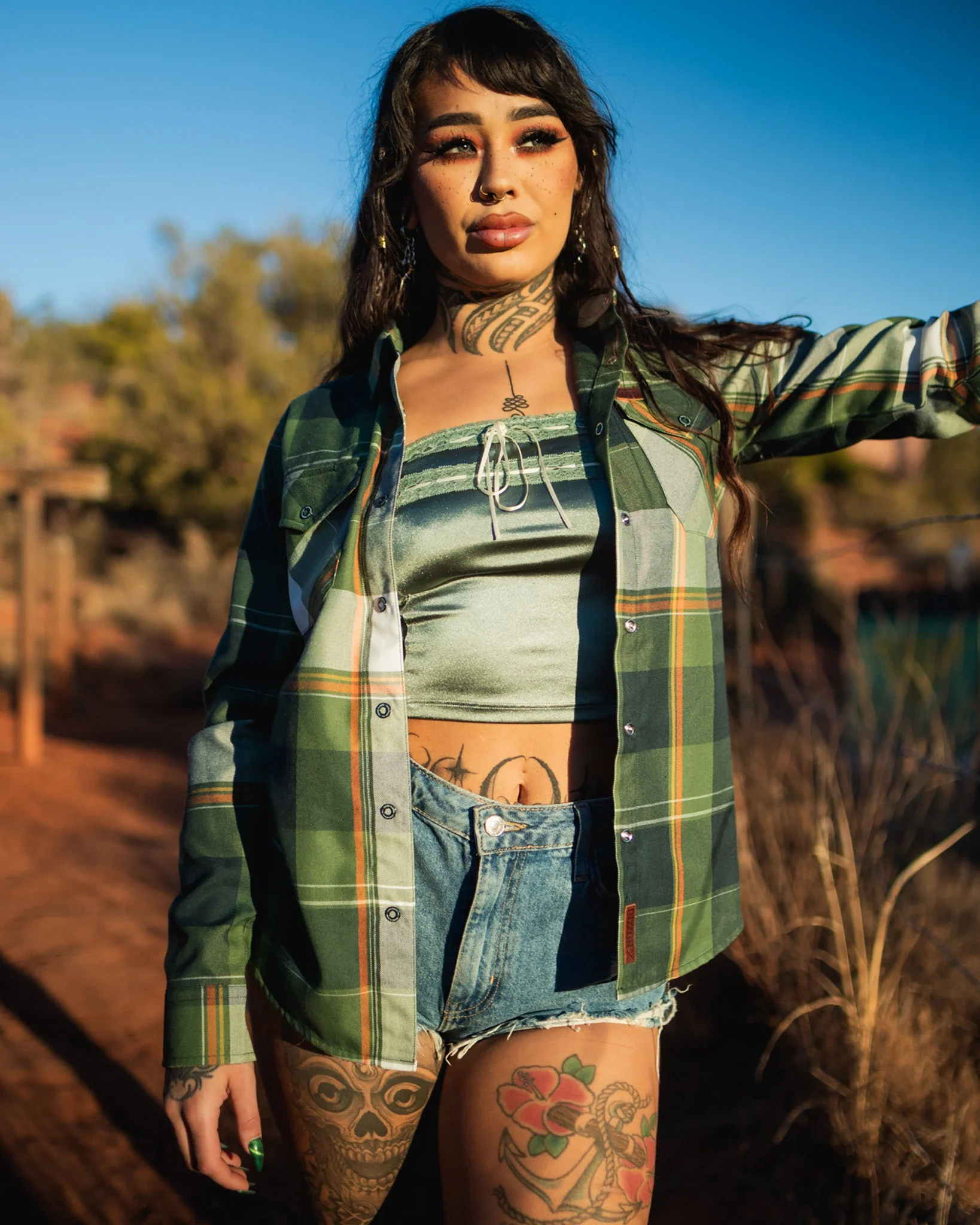 Women's The Adventurist Flannel - Image 6