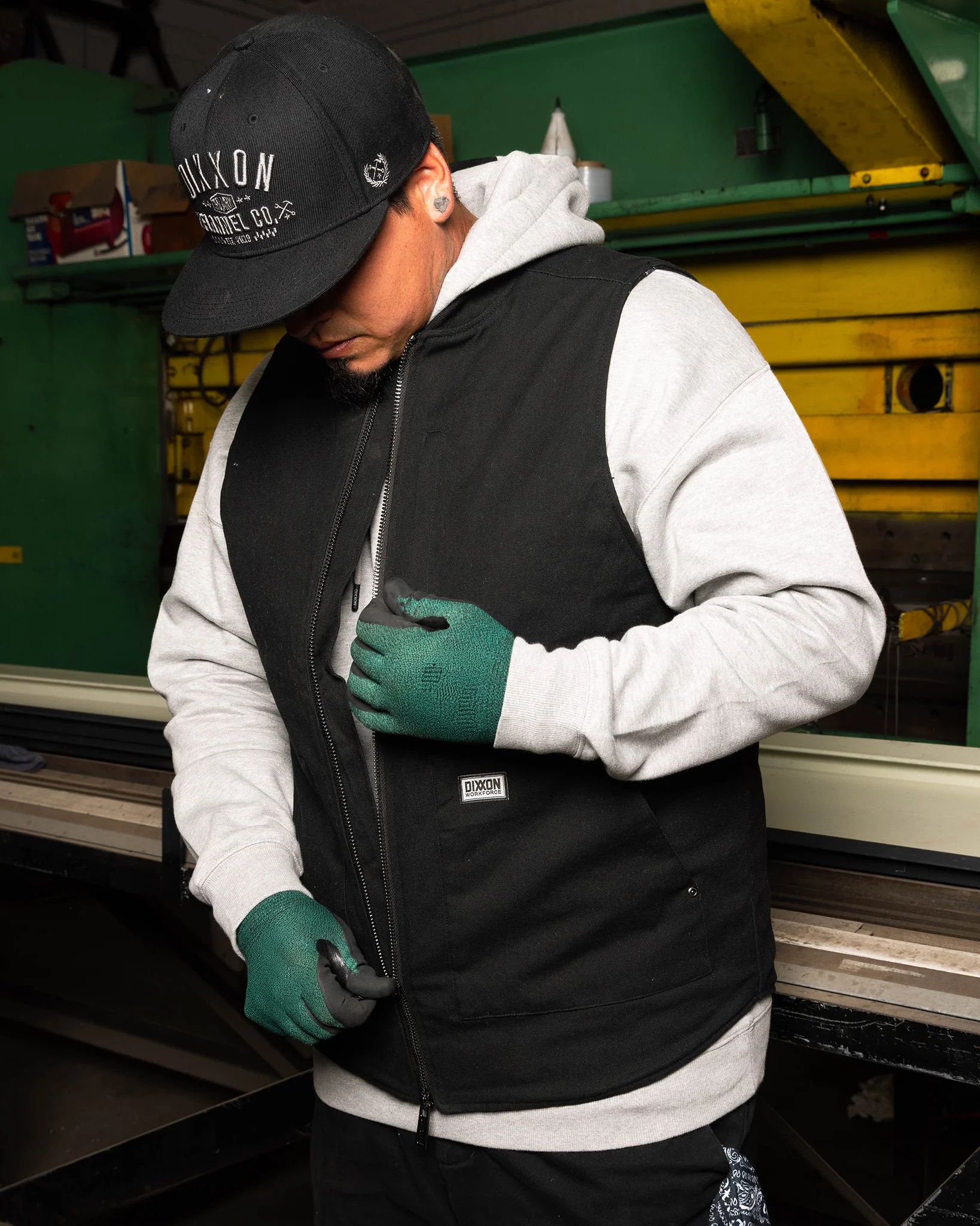 Tradesman Work Vest - Image 5